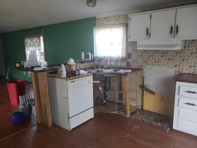 Before: mobile home renovation project 2